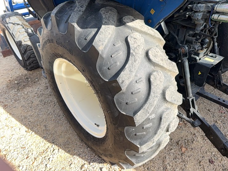 new-holland-workmaster-105-image-23