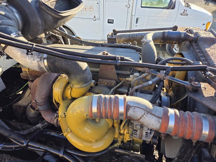 2007-peterbilt-386-image-54