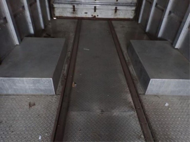 2015-freightliner-mt55-image-37