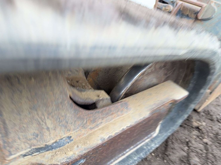 bobcat-t595-image-16