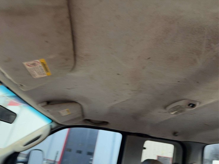 2004-ford-f450-image-51