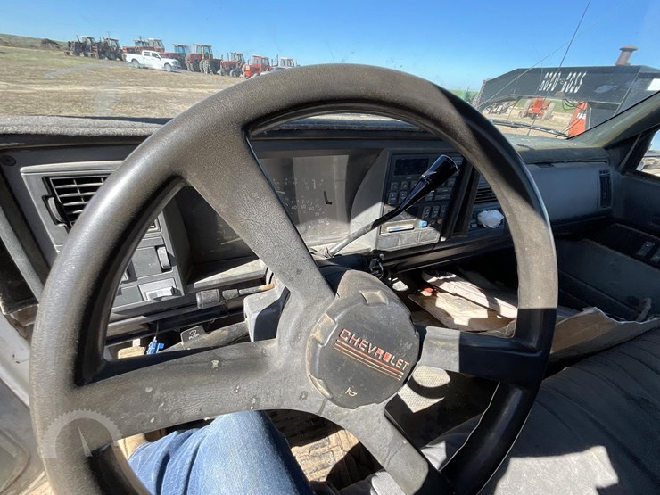 1992-chevrolet-3500hd-image-13