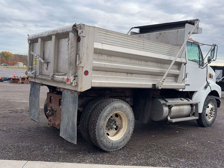 2005-sterling-l8500-image-3