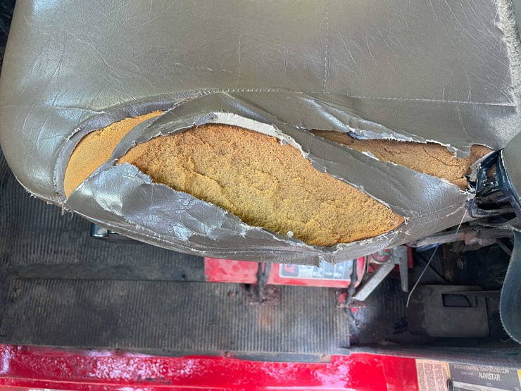 international-4900-image-103