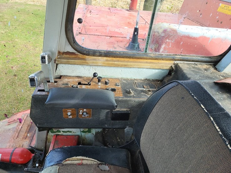 massey-ferguson-750-image-41