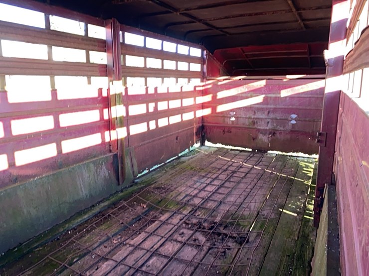 1991-bison-gn-trailer-image-18