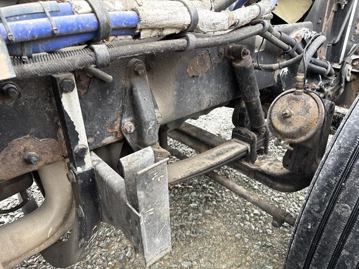 1999-peterbilt-379-image-74