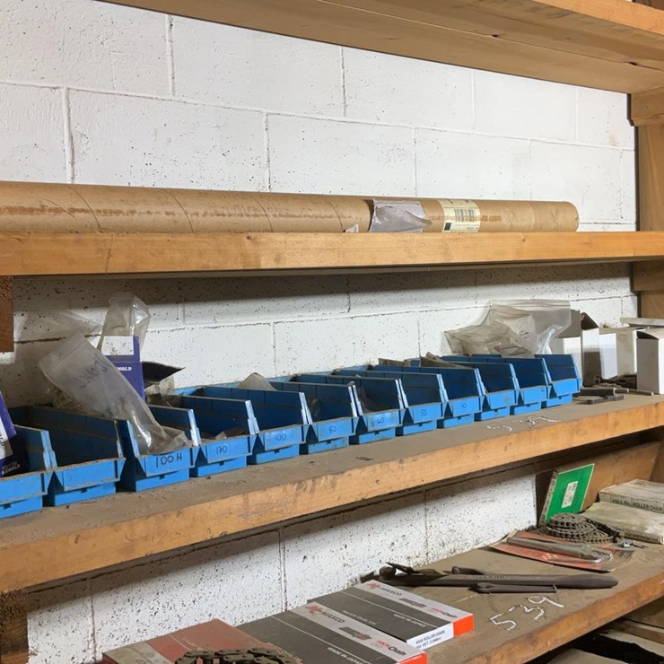 #539 • Roller Chain and Links