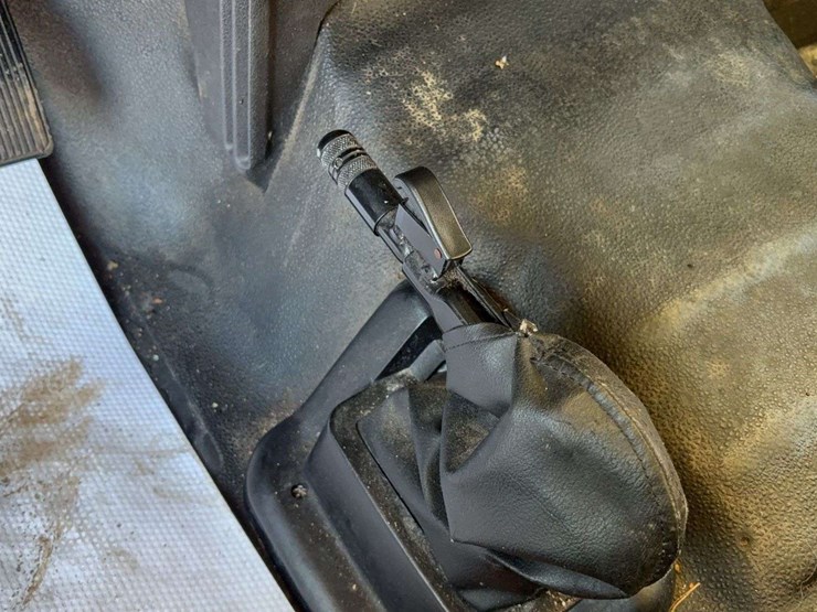 2012-ford-f650-image-28