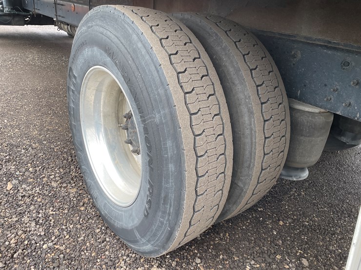 2015-kenworth-t270-image-28