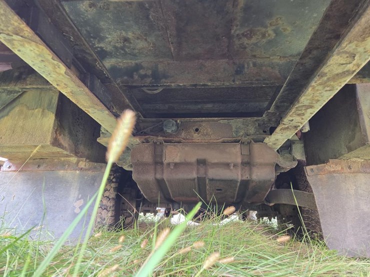 2005-ford-f550-xl-image-42