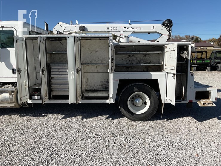 peterbilt-337-image-5