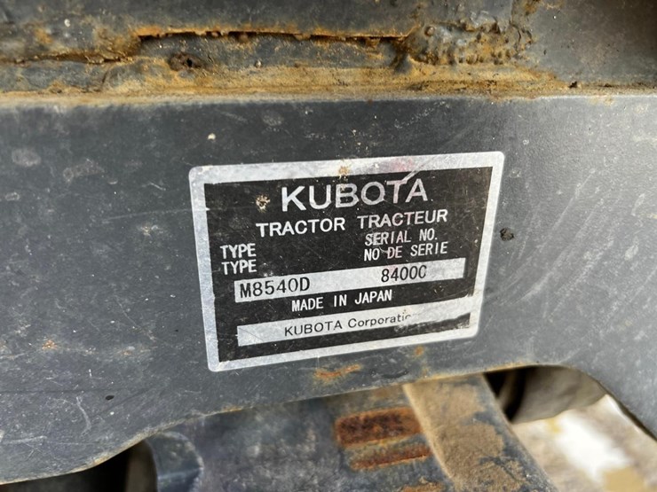 2010-kubota-m8540-image-35