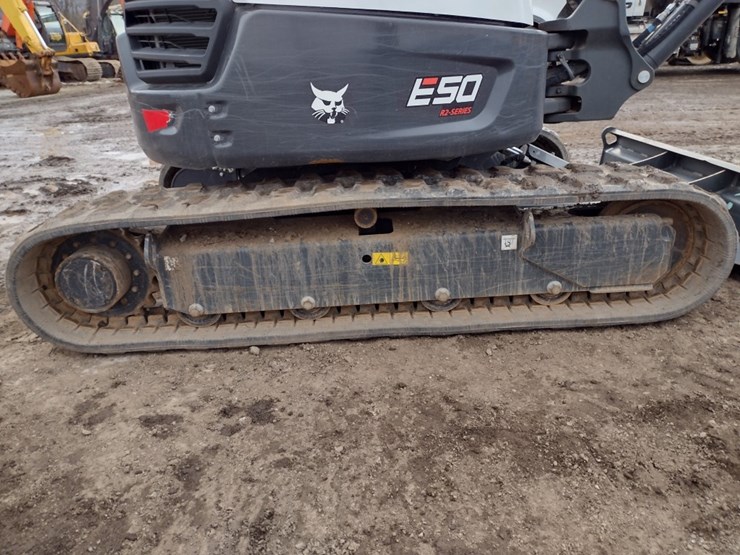 bobcat-e50-image-34