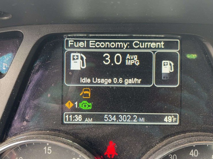 2018-peterbilt-579-image-44