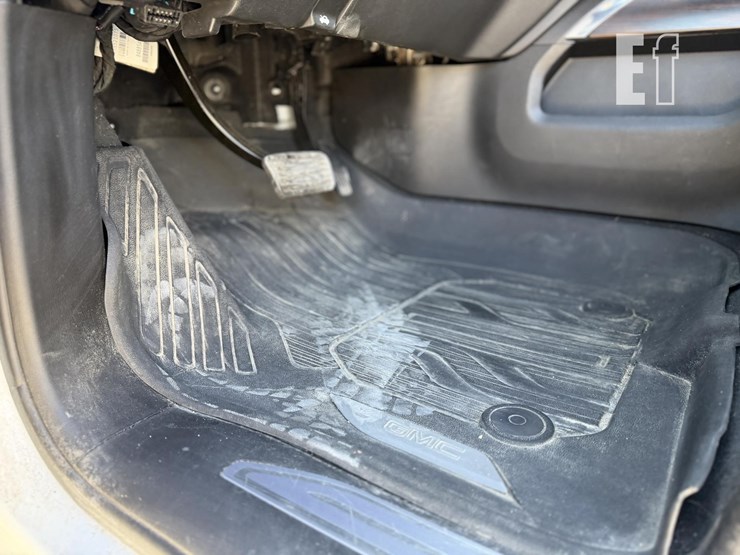 gmc-sierra-1500-slt-image-26