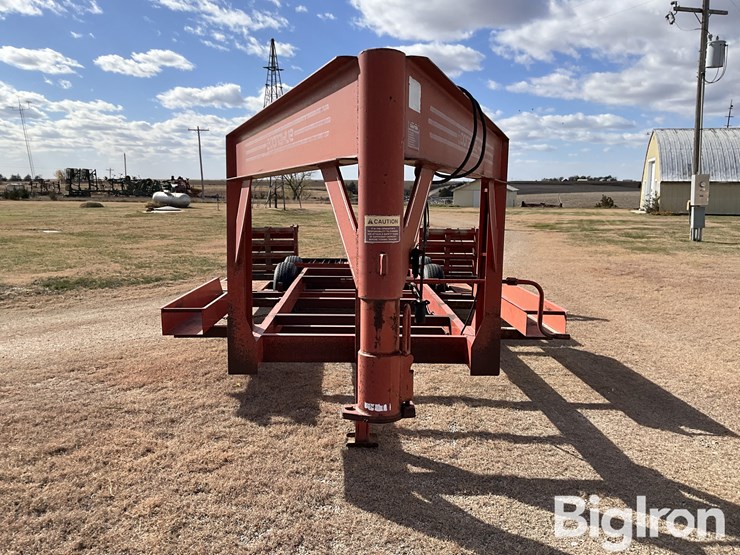 1993-donahue-t/a-swather-trailer-image-2