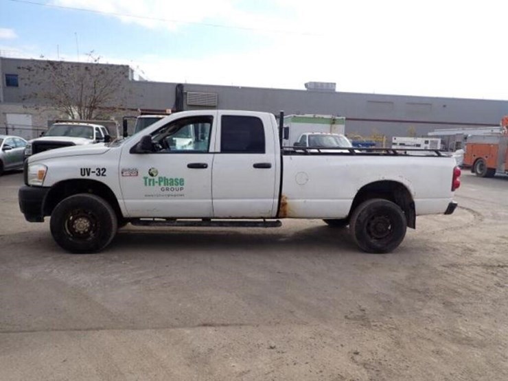 dodge-ram-3500-image-9