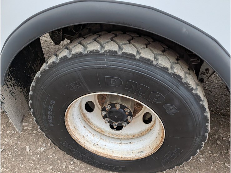 2012-kenworth-t370-image-8