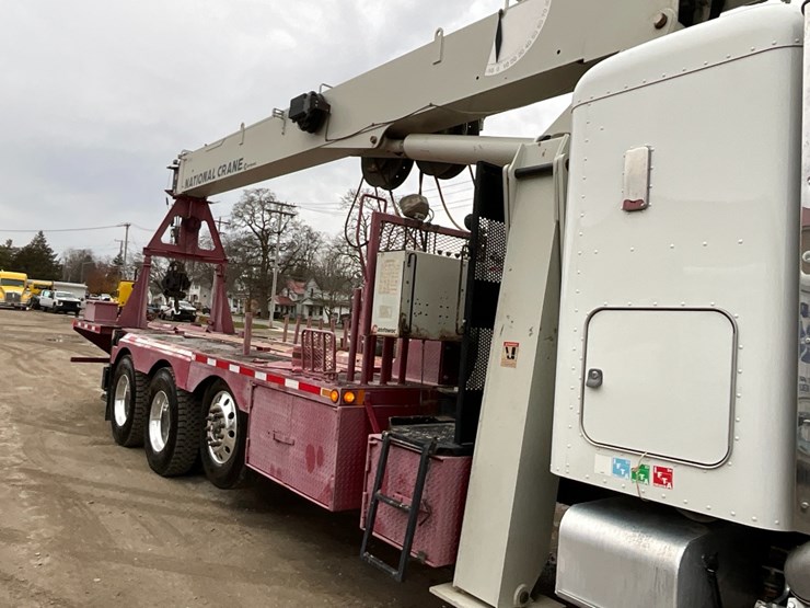 2015-peterbilt-365-image-14