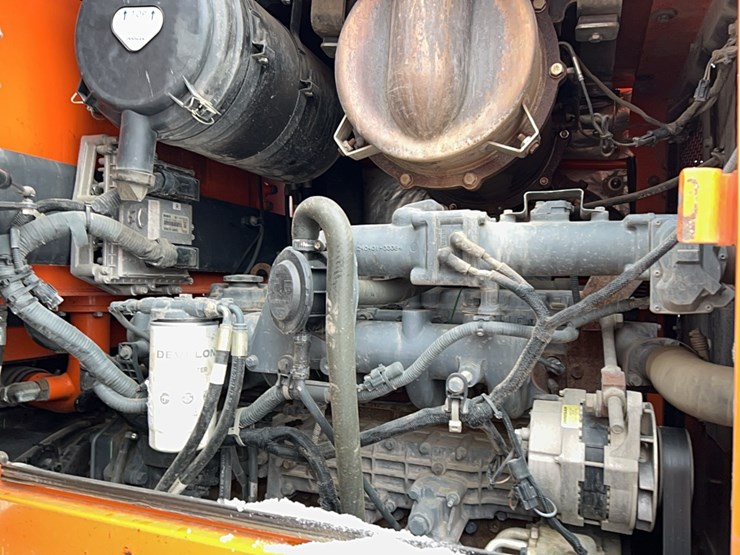 2015-doosan-dl250-3-image-19