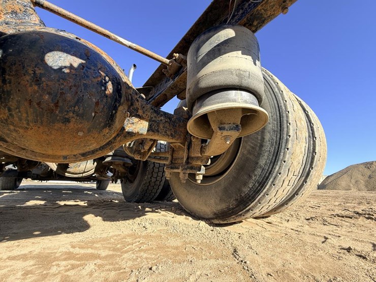 2007-freightliner-columbia-120-image-58