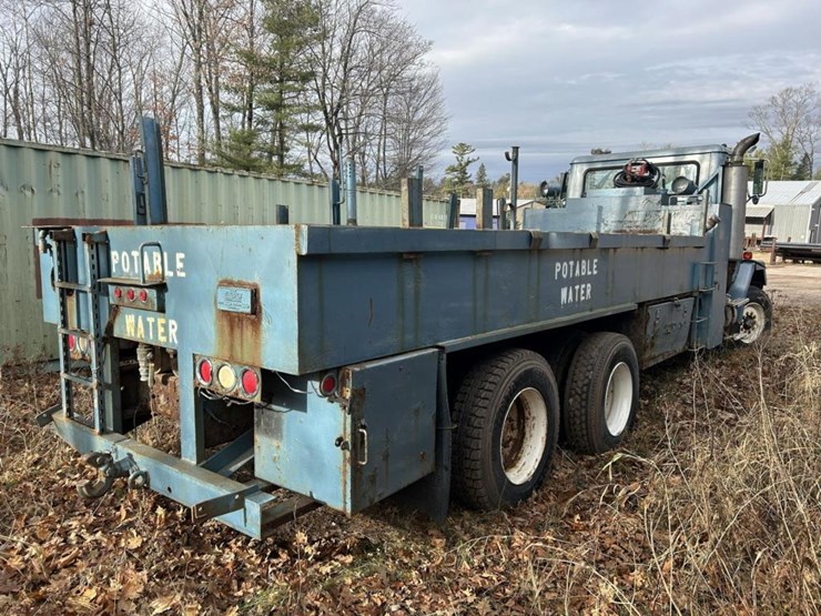 #1427-•-1989-autocar-flatbed-truck-image-5