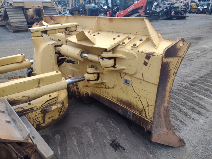 komatsu-d61ex-23-image-21