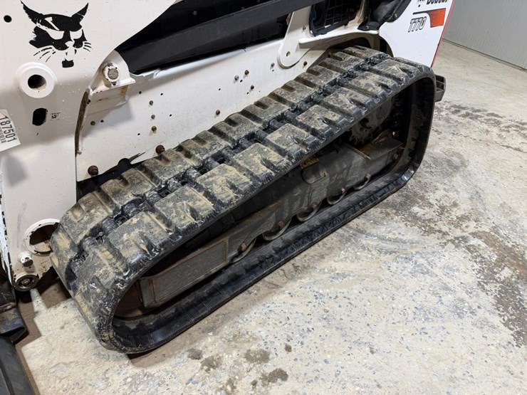 2021-bobcat-t770-image-12