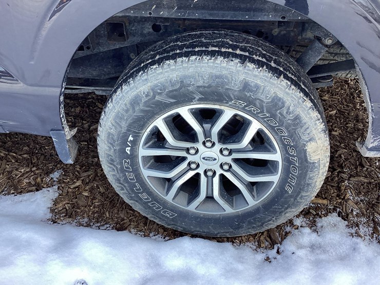 2021-ford-f150-image-24