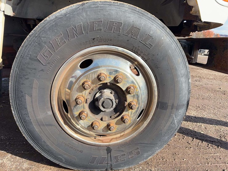 1998-ford-f800-image-11