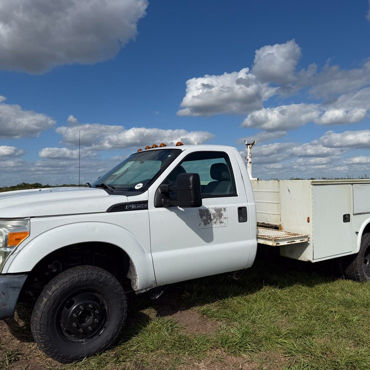 2016 FORD F350 XL