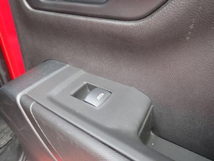 chevrolet-silverado-1500-image-70