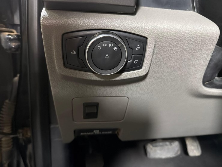 2019-ford-f250-image-17