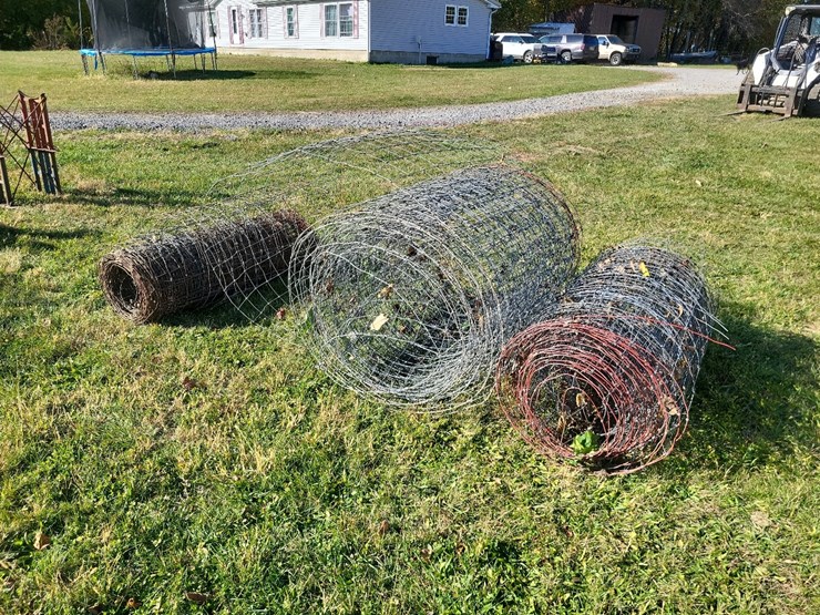 (3)-rolls-48"-tall-livestock-fence-image-1
