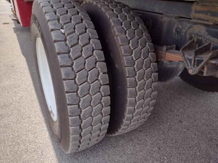 international-durastar-4300-image-28