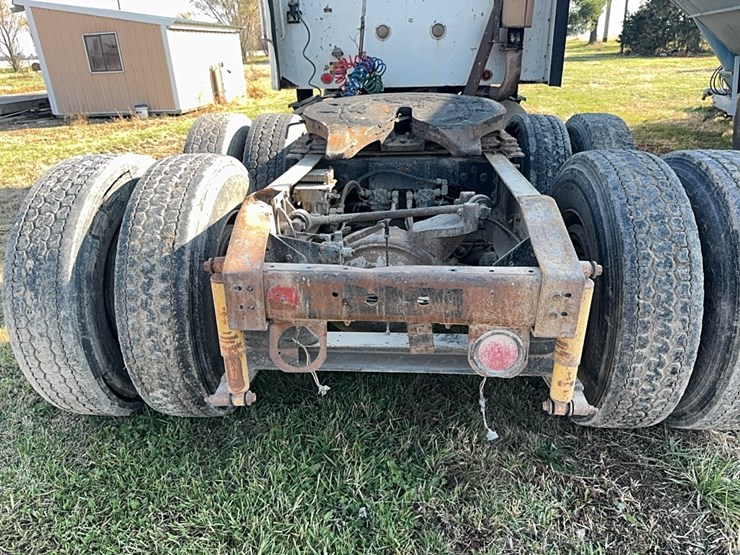 1997-international-9200-image-11