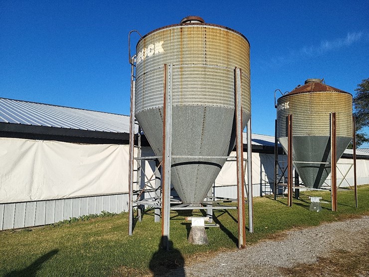 brock-12-ton-feed-bin-w/boot---bin-#5-image-2