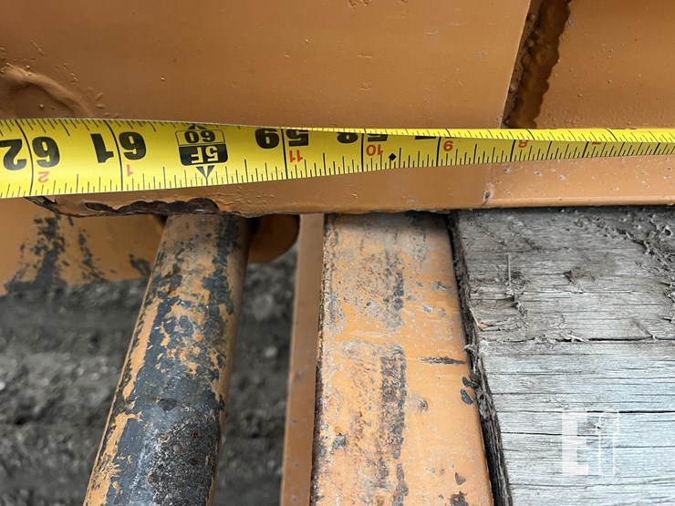 2010-econoline-25-ft-x-96-in-image-22