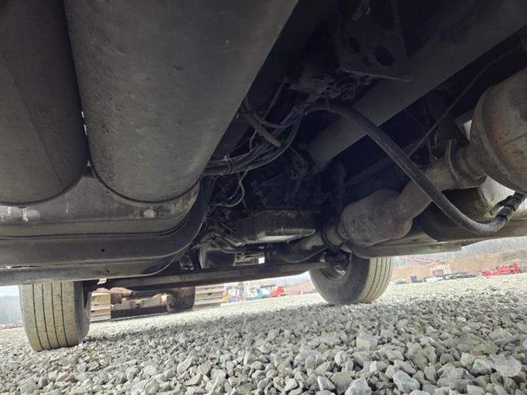 2013-international-durastar-4300-image-55