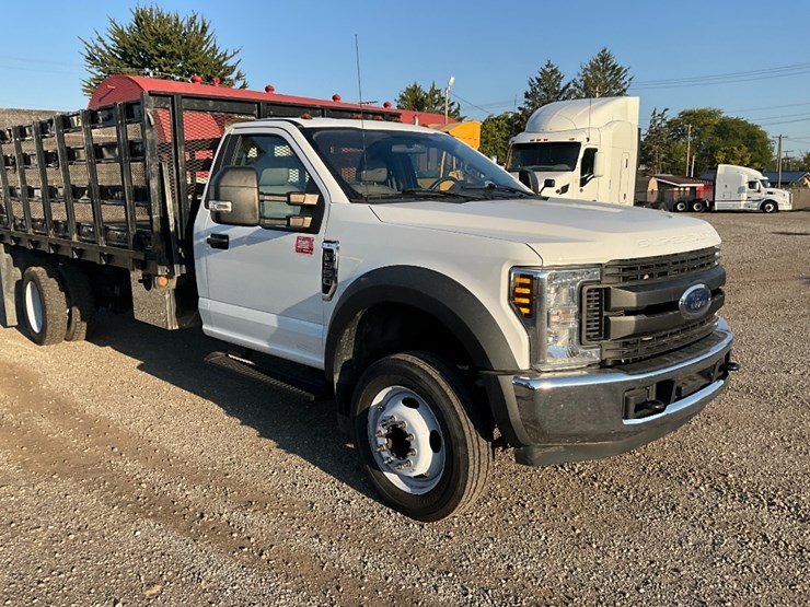 2019-ford-f550-image-6