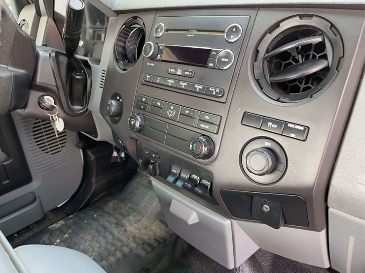 2012-ford-f250-image-15