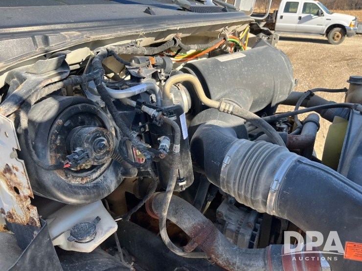 ford-f650-xlt-image-49