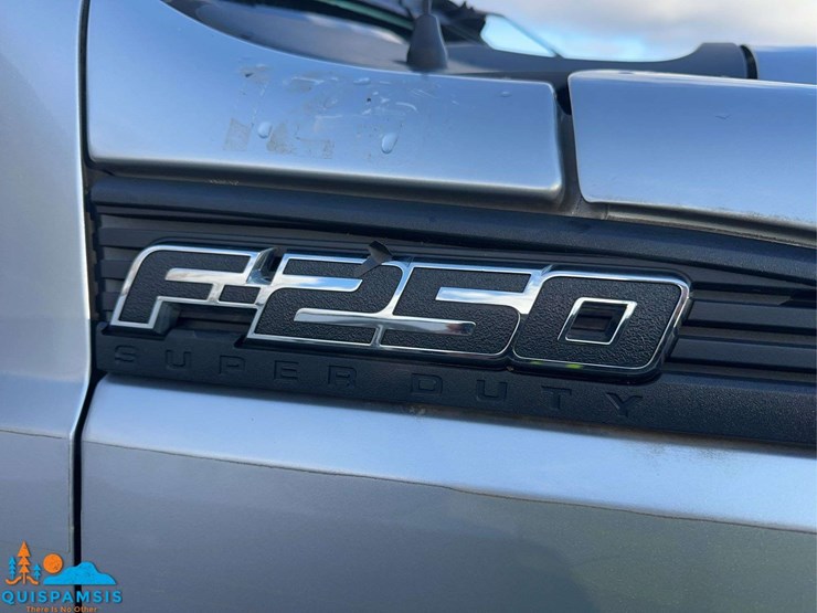 2015-ford-f250-xl-image-14