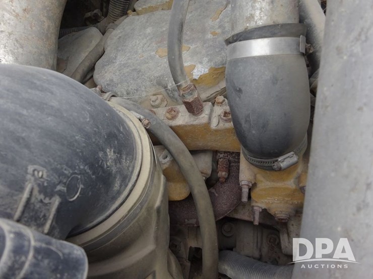 2003-international-8100-image-66