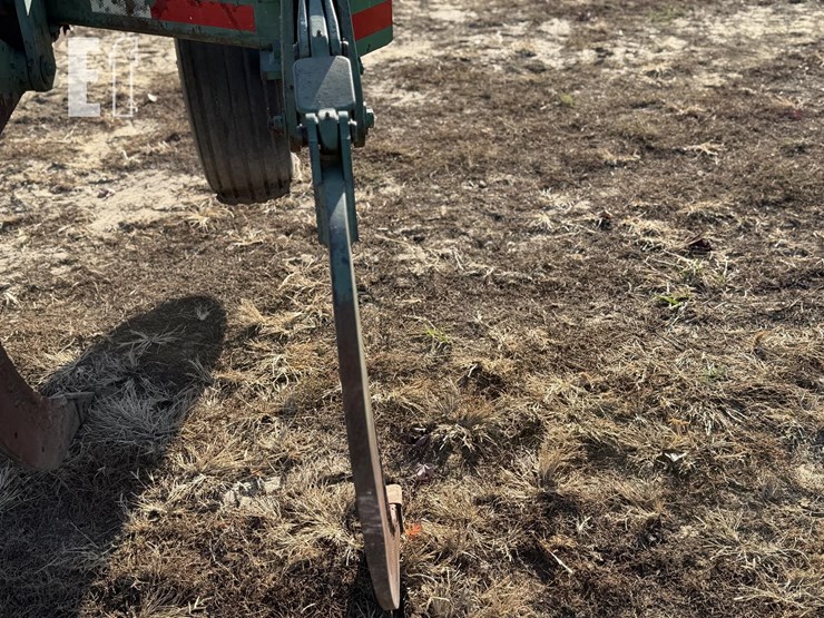 john-deere-7-image-14