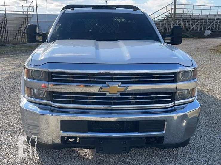 chevrolet-3500hd-image-3