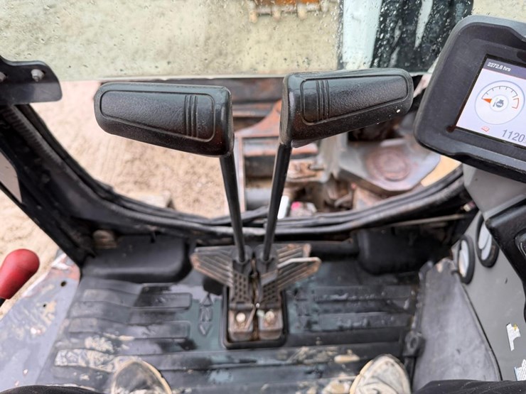 2022-bobcat-e50-image-36