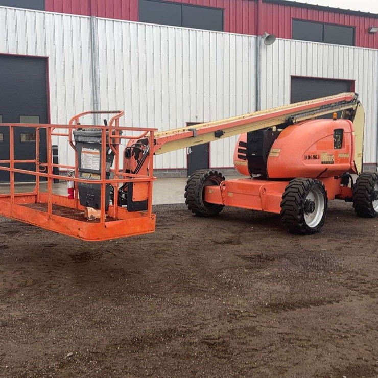 JLG 600A