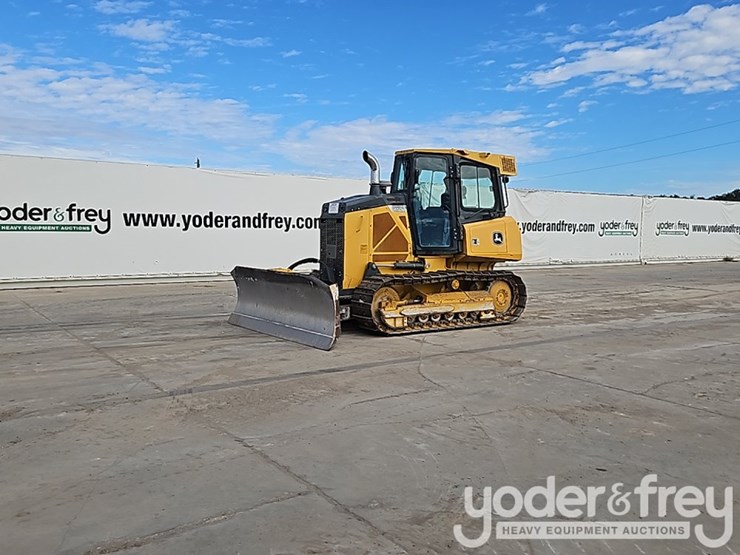 2018-deere-650k-image-2